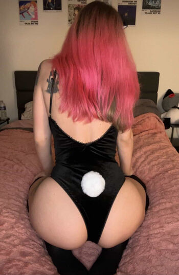 Full leaked Pandahugz private photo