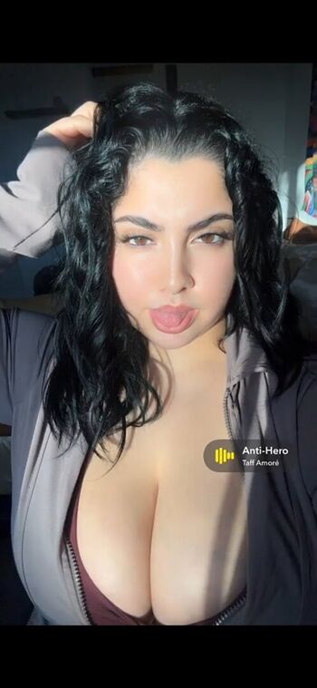 Full leaked Papasqrt page private photo