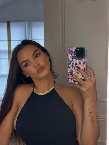 Paris Berelc
