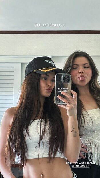 Full leaked Paris berelc private photo