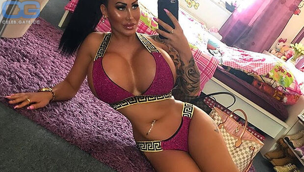 Full leaked Paris herms private photo