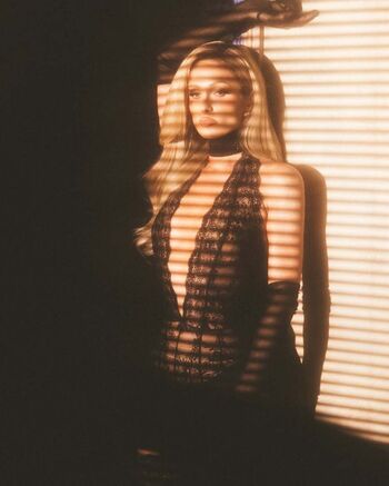 Full leaked Paris hilton page private photo