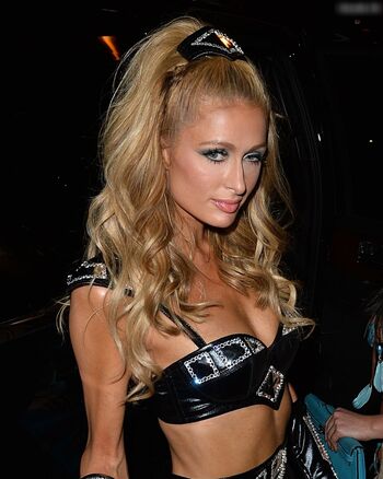Full leaked Paris hilton private photo