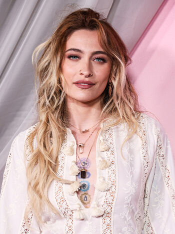 Full leaked Paris jackson private photo