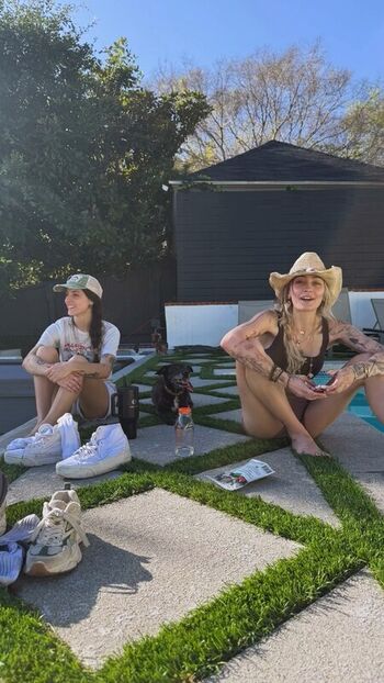 Full leaked Paris jackson private photo