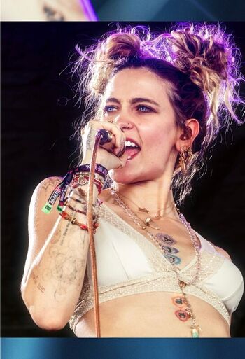 Full leaked Paris jackson private photo