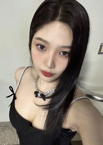 Full leaked Park soo young private photo