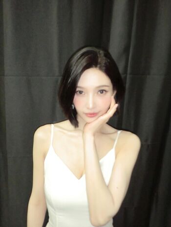 Full leaked Park soo young private photo