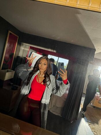 Full leaked Parker mckenna posey private photo