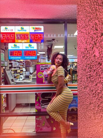 Full leaked Parker mckenna posey private photo