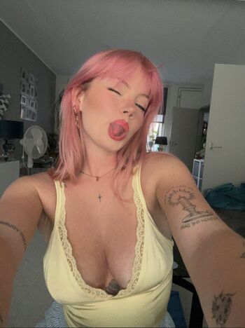 Full leaked Parmesanlover private photo