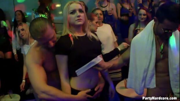 Full leaked Party hardcore page private photo
