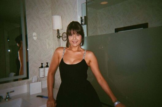 Full leaked Patti harrison private photo