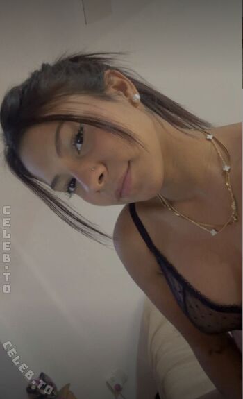 Full leaked Paula private photo