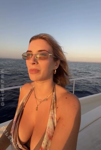 Full leaked Paula doeringer private photo