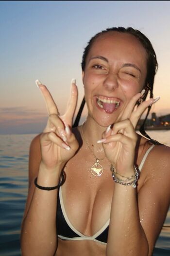 Full leaked Paula hfa page private photo