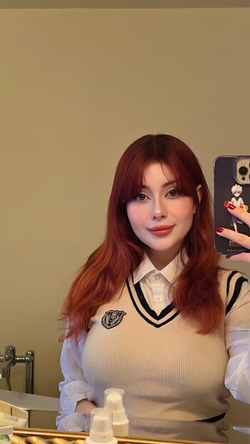 Full leaked Paulaeal private photo