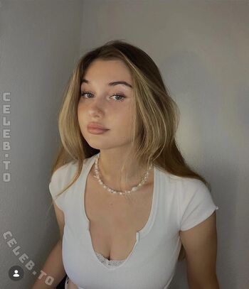 Full leaked Paulagze private photo