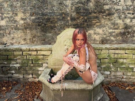 Full leaked Payton howell private photo