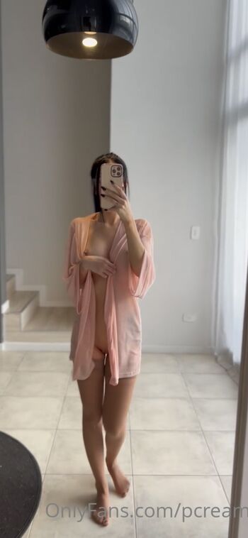 Full leaked Pcreamxx private photo