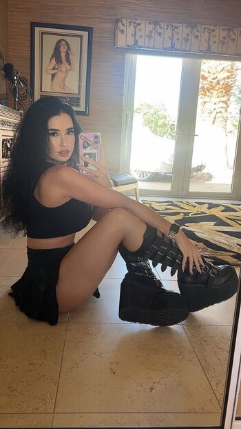 Full leaked Pdylan private photo