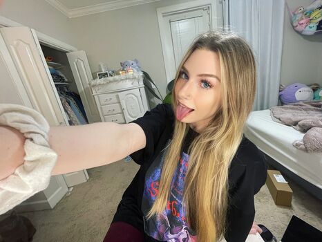 Full leaked Peachfyi private photo