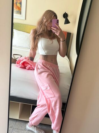 Full leaked Peachfyi private photo