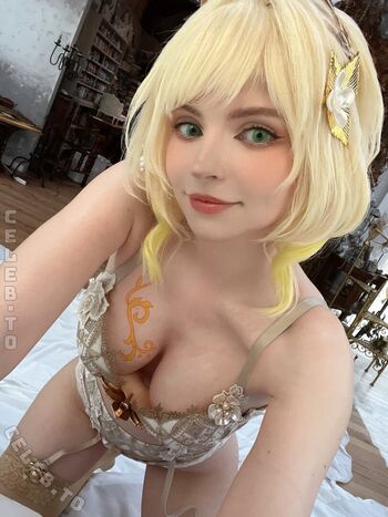 Full leaked Peachmilky  page private photo
