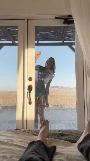 Full leaked Peachy babe private photo