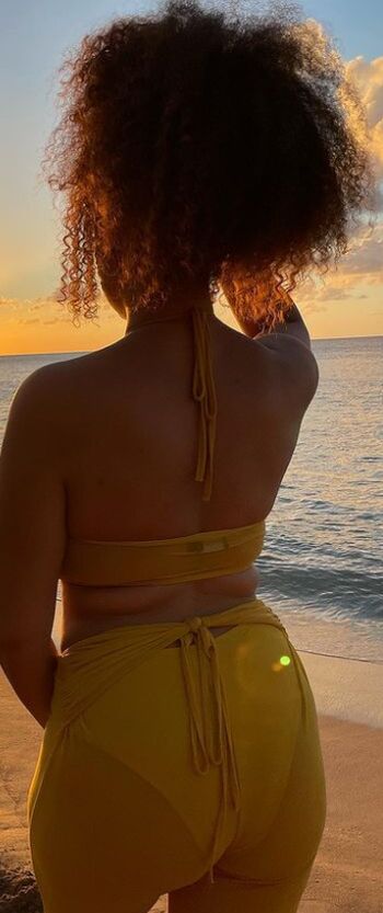 Peachy.mely