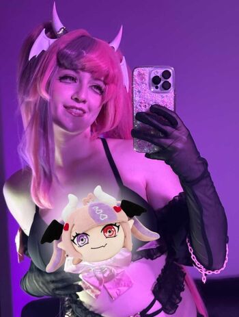 Full leaked Peachycafe cos private photo