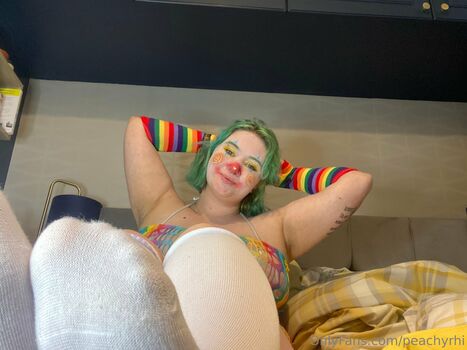 Full leaked Peachyrhi private photo