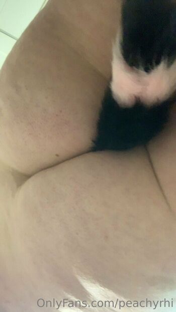 Full leaked Peachyrhi private photo
