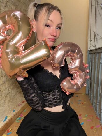 Full leaked Peachyvice private photo