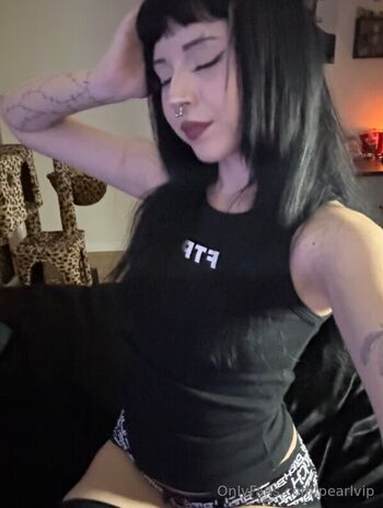 Full leaked Pearl private photo