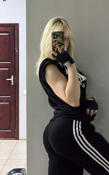 Full leaked Pelememe private photo