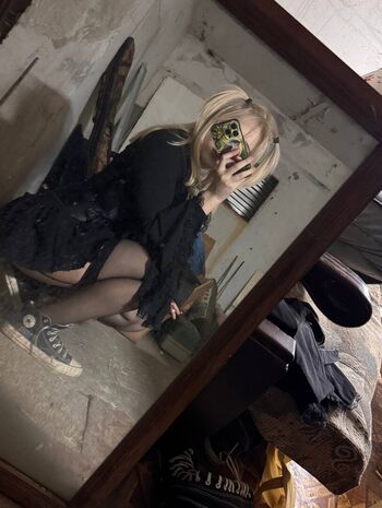 Full leaked Pelememe private photo