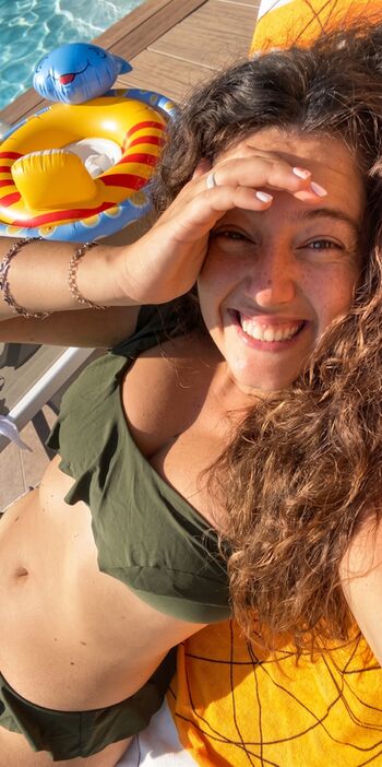 Full leaked Pelin akil private photo