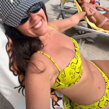 Full leaked Pelin akil private photo
