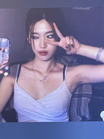 Full leaked Penpuin private photo