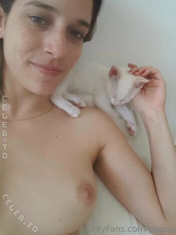 Full leaked Peqqq private photo