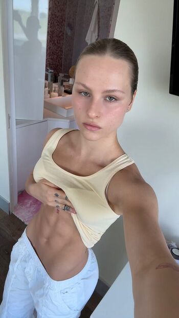 Full leaked Peraroeleonora private photo