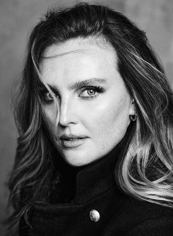 Full leaked Perrie edwards private photo