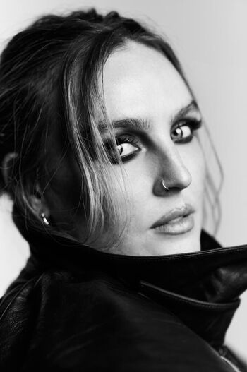 Full leaked Perrie edwards private photo