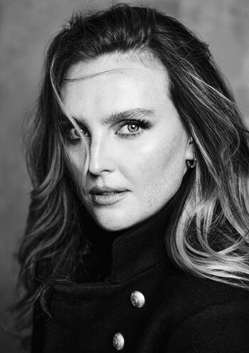 Full leaked Perrie edwards private photo