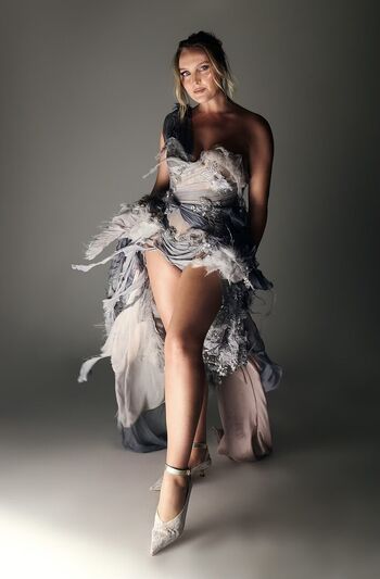 Full leaked Perrie edwards private photo