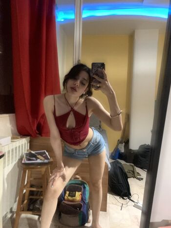 Full leaked Persian page private photo