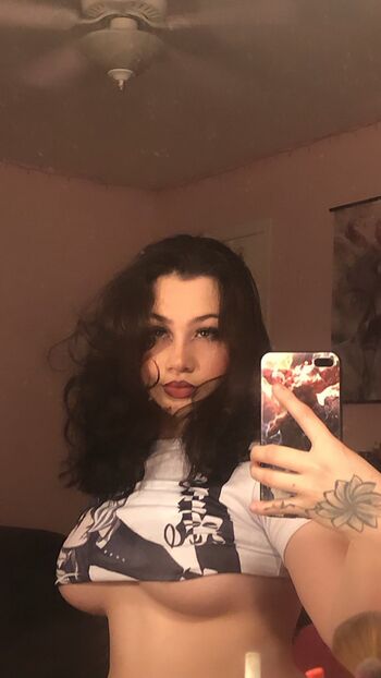 Full leaked Petunia private photo