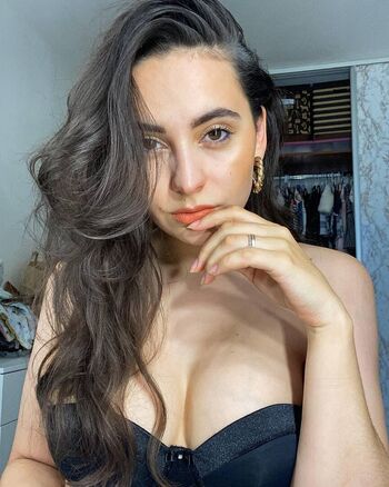 Full leaked Petush nasklee private photo
