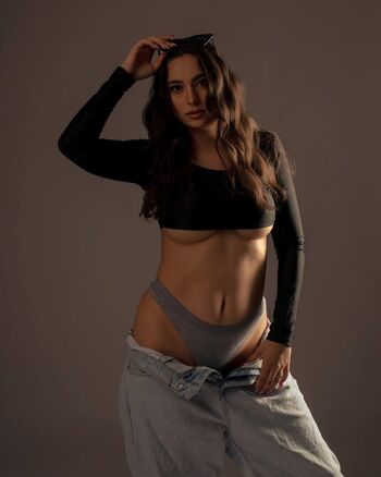 Full leaked Petush nasklee private photo